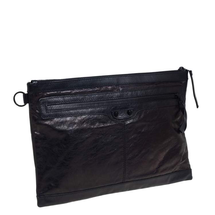 Pre Owned Balenciaga Black Leather Classic City Pouch