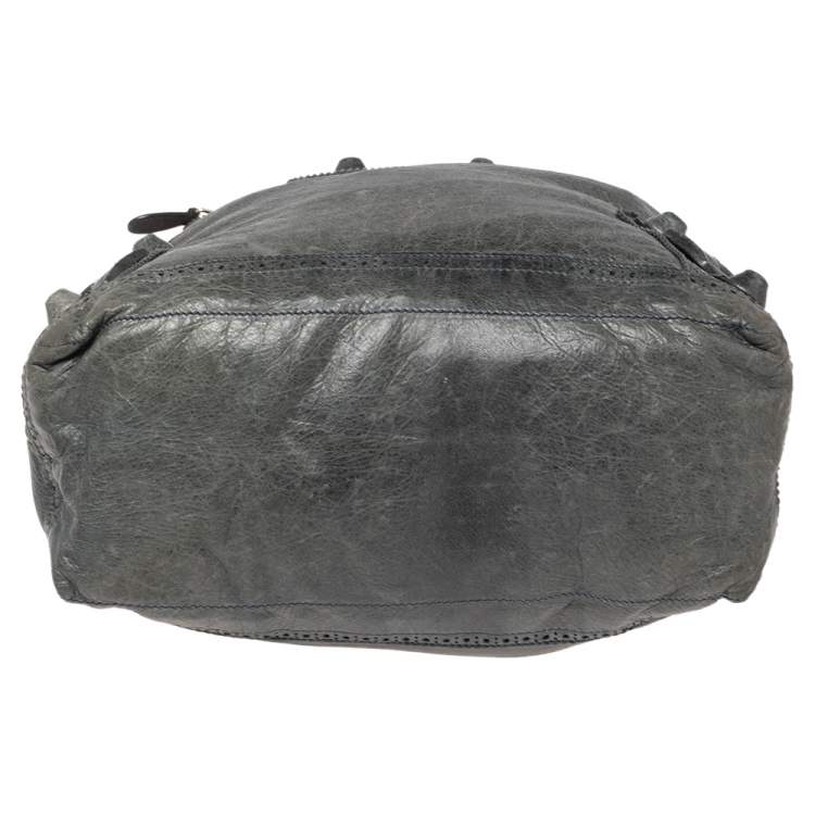 مملوكة مسبقًا Balenciaga Ciel Leather Day Bag