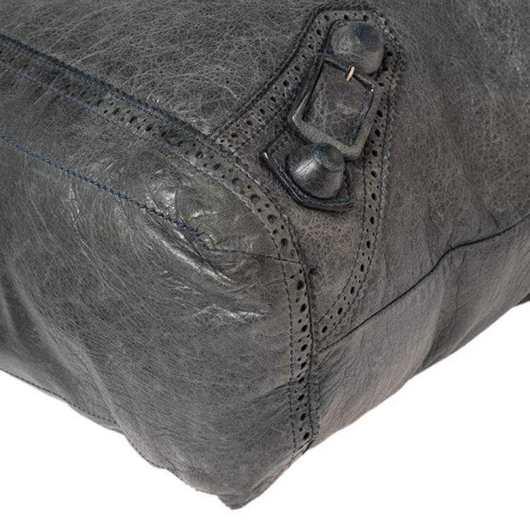 مملوكة مسبقًا Balenciaga Ciel Leather Day Bag