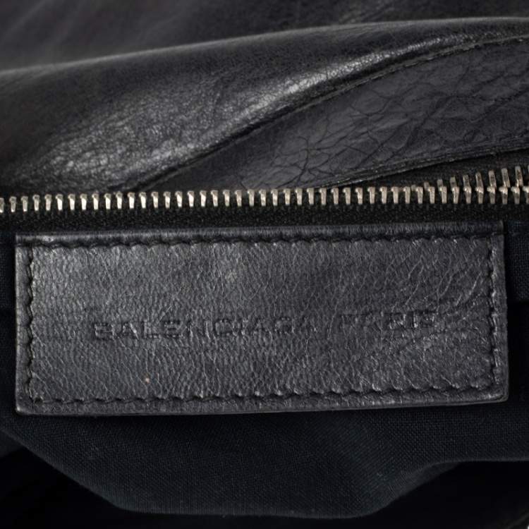 Pre Owned Balenciaga Black Leather GSH Flat Wristlet Clutch