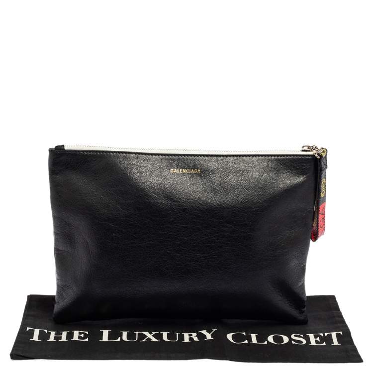 مملوكة مسبقًا Balenciaga Black Leather Clutch 