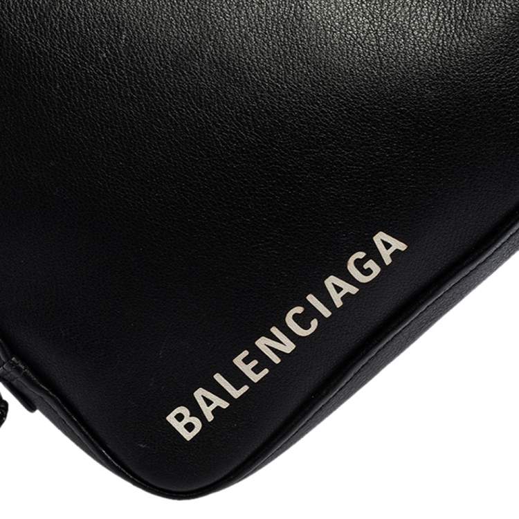 Pre Owned Balenciaga Black Leather Printed Triangle Pouch