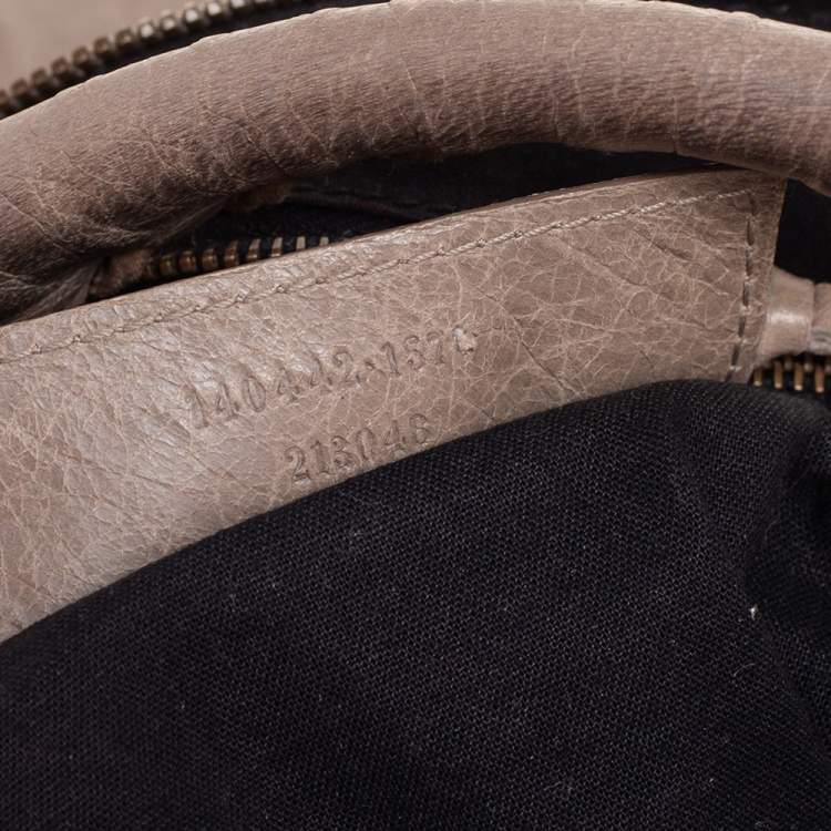 Pre Owned Balenciaga Dark Beige Leather Classic Day RH Hobo