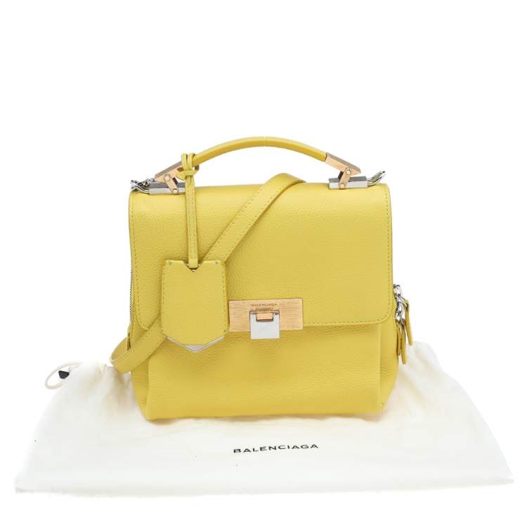 مملوكة مسبقًا Balenciaga Yellow Leather Mini Le Dix Cartable Top Handle Bag