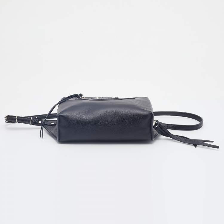 Pre Owned Balenciaga Black Leather Papier Belt Bag