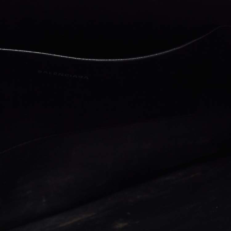 Pre Owned Balenciaga Black Leather Logo Pouch