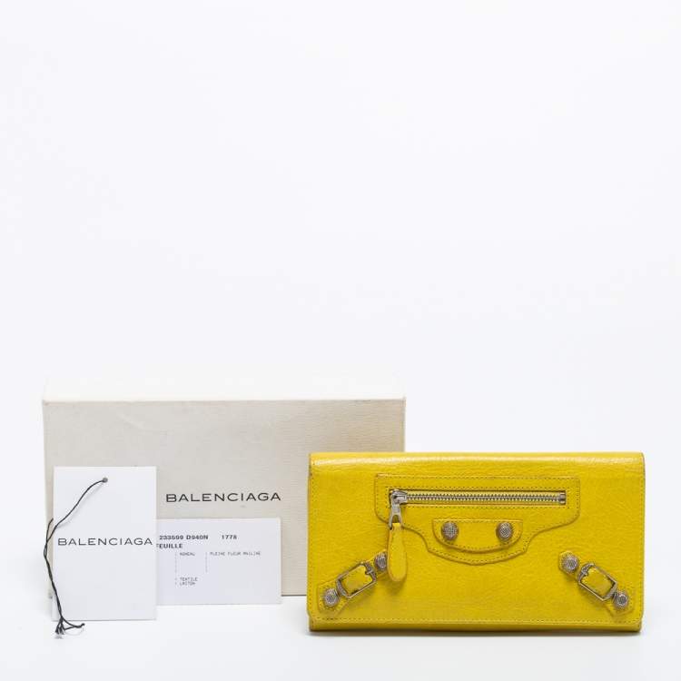 Pre Owned Balenciaga Curry Leather City Flap Continental Wallet
