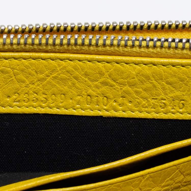 Pre Owned Balenciaga Curry Leather City Flap Continental Wallet