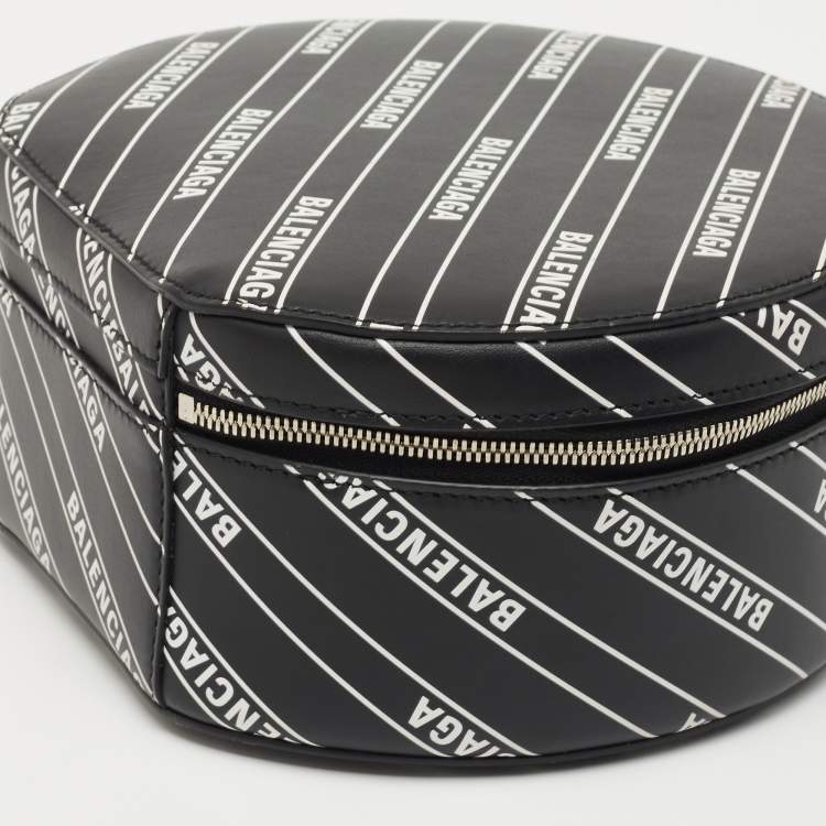 Pre Owned Balenciaga Black Leather Logo Round Bag