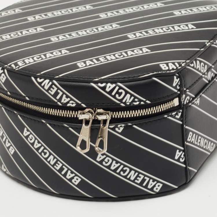 Pre Owned Balenciaga Black Leather Logo Round Bag