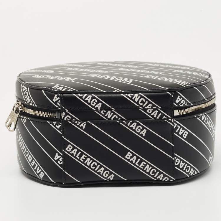 Pre Owned Balenciaga Black Leather Logo Round Bag