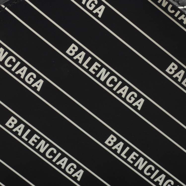 Pre Owned Balenciaga Black Leather Logo Round Bag
