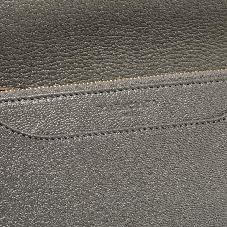 Pre Owned Balenciaga Grey Leather Metallic Edge City Wallet on Chain