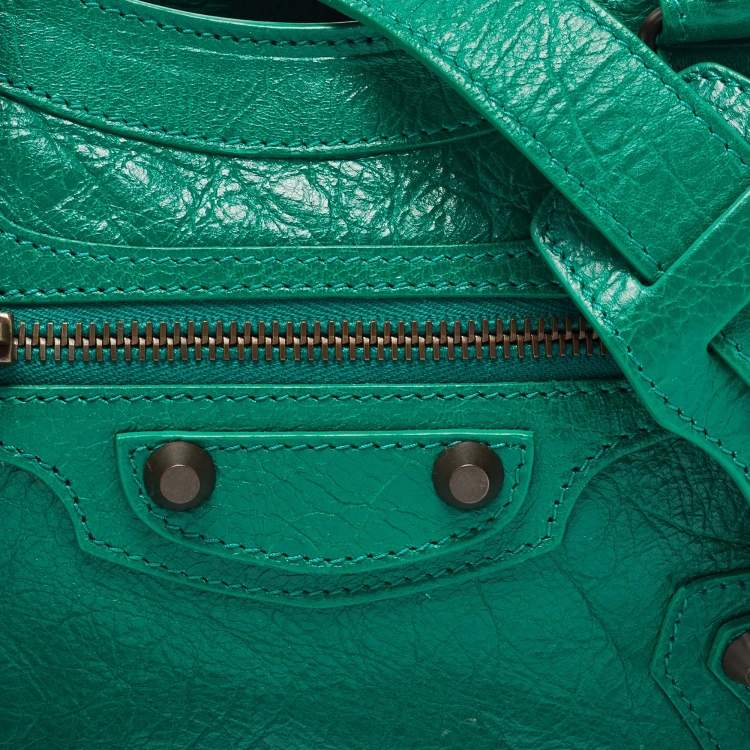 Pre Owned Balenciaga Green Leather Mini RH Classic City Bag