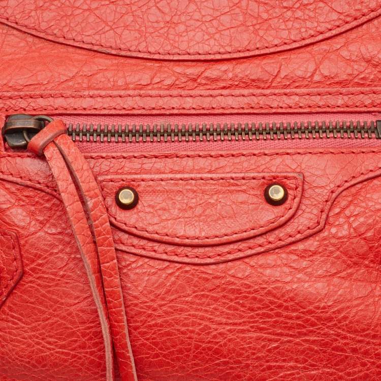 Pre Owned Balenciaga Rose Corail Leather Classic Hip Crossbody Bag