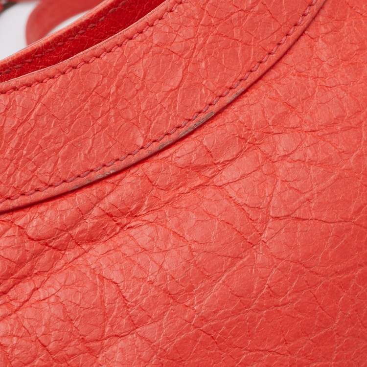 Pre Owned Balenciaga Rose Corail Leather Classic Hip Crossbody Bag