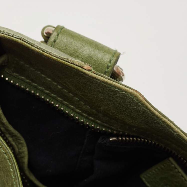 Pre Owned Balenciaga Olive Green Leather GSH Classic City Bag