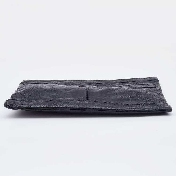 Pre Owned Balenciaga Black Leather Classic Hardware Slim Clutch