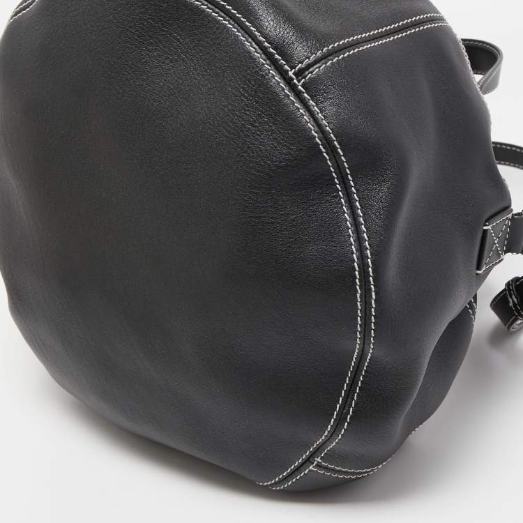 Pre Owned Balenciaga Black Leather Round Air Hobo