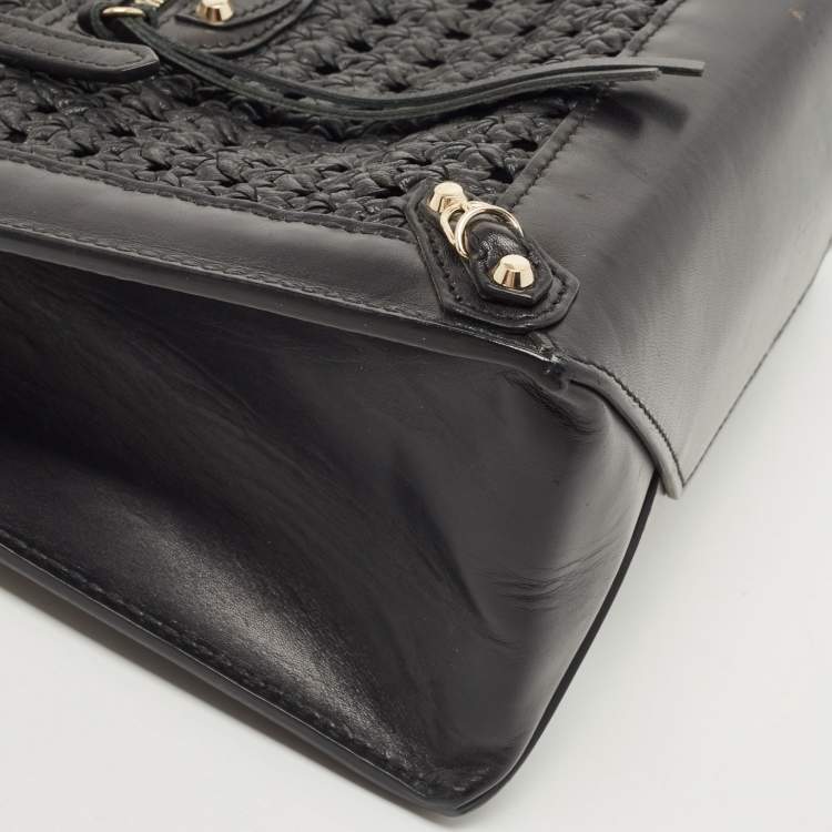 مملوكة مسبقًا Balenciaga Black Woven Leather Mini Papier A4 Tote