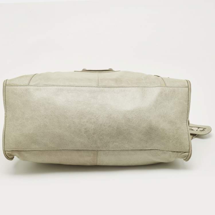Pre Owned Balenciaga Light Green Leather Giant 21 Silver Hardware Part-Time Tote