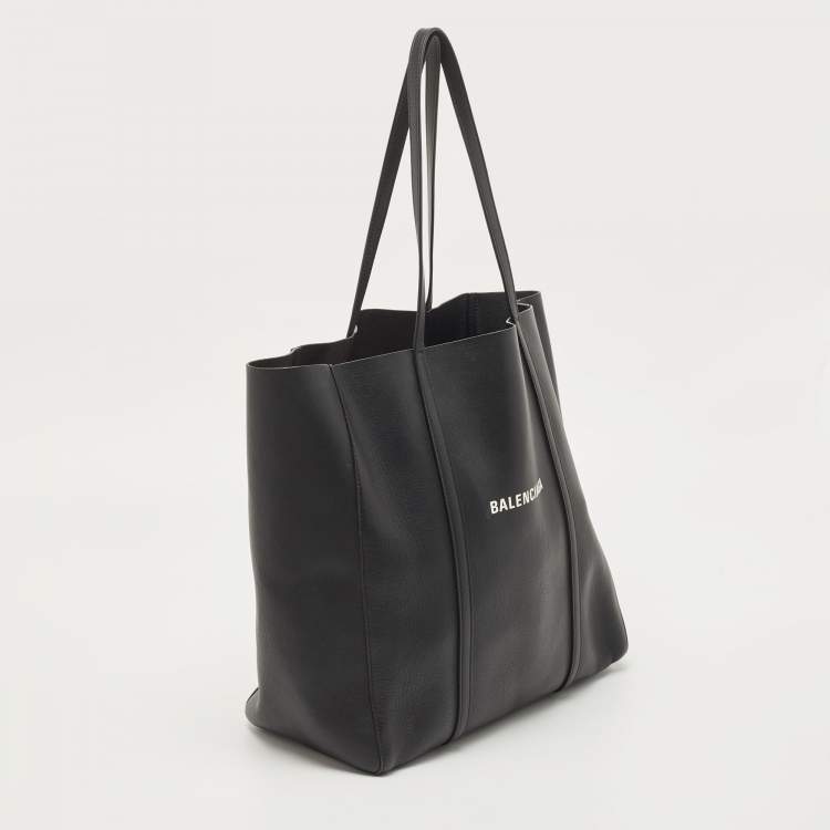 Pre Owned Balenciaga Black Leather Everyday Shopper Tote
