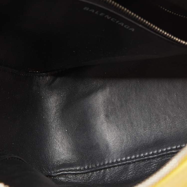 Pre Owned Balenciaga Yellow Leather Triangle Duffle Bag