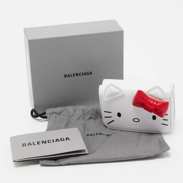Pre Owned Balenciaga x Hello Kitty White Leather Mini Wallet