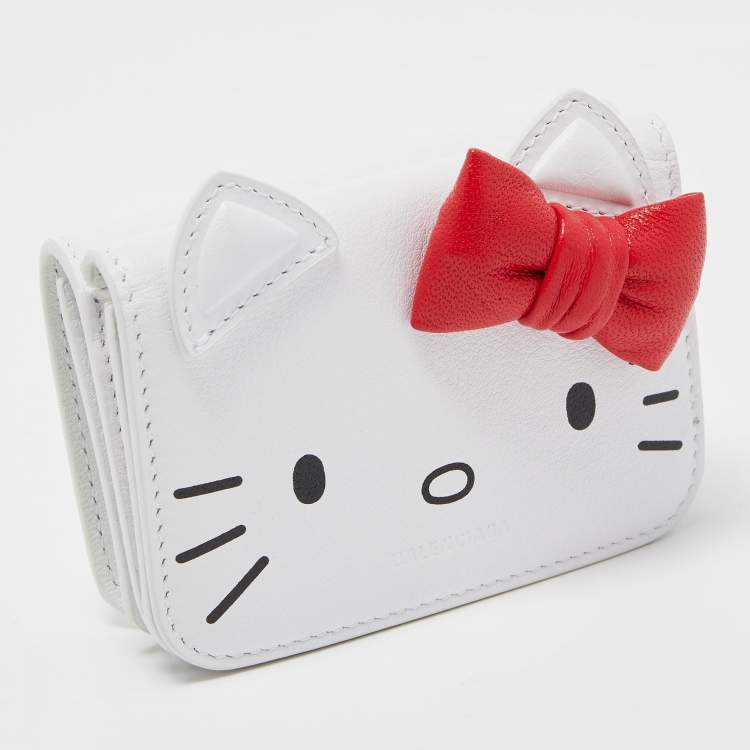 Pre Owned Balenciaga x Hello Kitty White Leather Mini Wallet