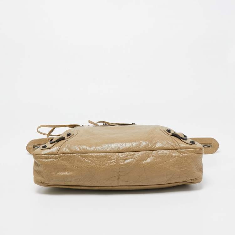 Pre Owned Balenciaga Beige Leather RH Classic Town Bag