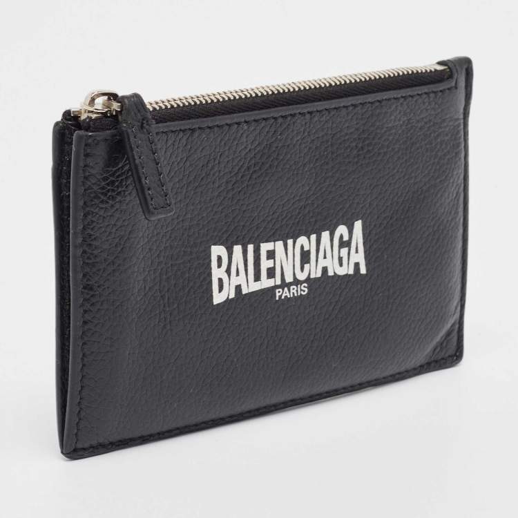 مملوكة مسبقًا Balenciaga Black Leather Logo Zip Card Holder