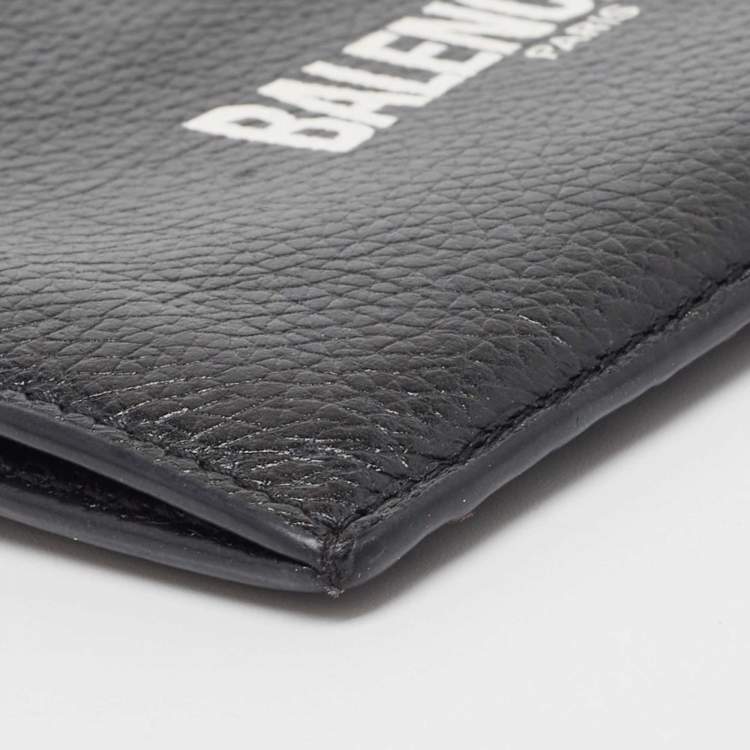 مملوكة مسبقًا Balenciaga Black Leather Logo Zip Card Holder
