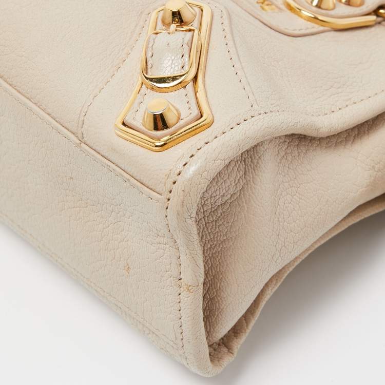 Pre Owned Balenciaga Beige Leather Mini Classic Metallic Edge City Bag