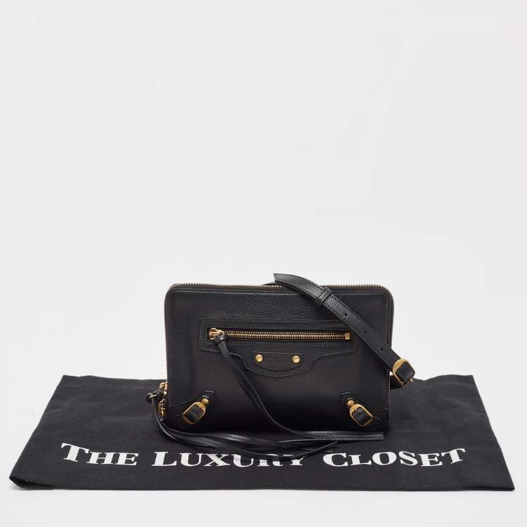 Pre Owned Balenciaga Black Leather Neo Classic Small Pouch