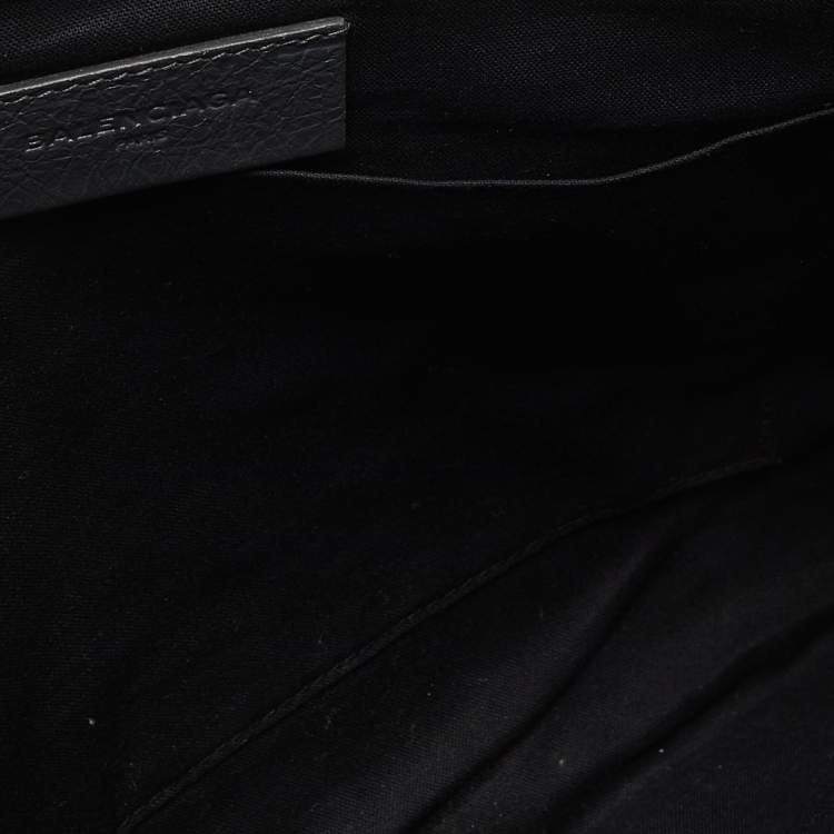 Pre Owned Balenciaga Grey Leather Classic Hardware Zip Pouch