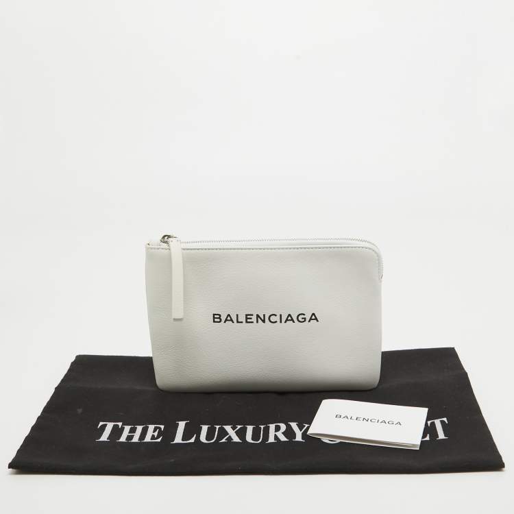 Pre Owned Balenciaga White Leather Zip Pouch
