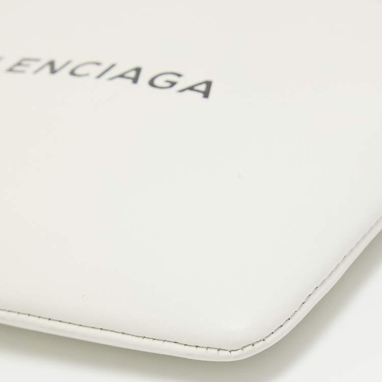 Pre Owned Balenciaga White Leather Zip Pouch