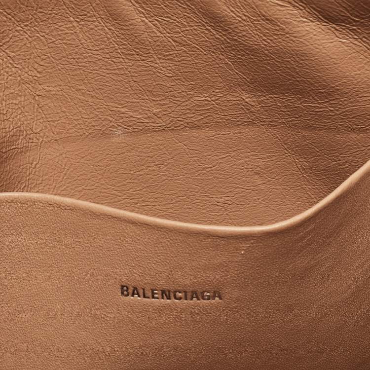 Pre Owned Balenciaga Beige Croc Embossed Leather Wristlet Pouch