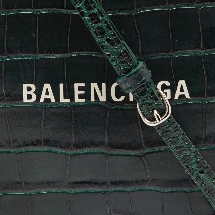 Pre Owned Balenciaga Green/Black Croc Embossed Leather Phone Crossbody Bag