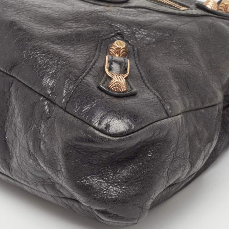 Pre Owned Balenciaga Black Leather RGH Town Bag