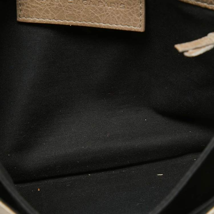 Pre Owned Balenciaga Beige Leather Classic Envelope Clutch