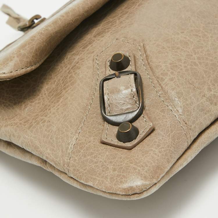 Pre Owned Balenciaga Beige Leather Classic Envelope Clutch