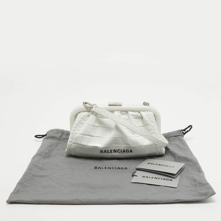 مملوكة مسبقًا Balenciaga White Croc Embossed Leather Cloud Clutch Bag