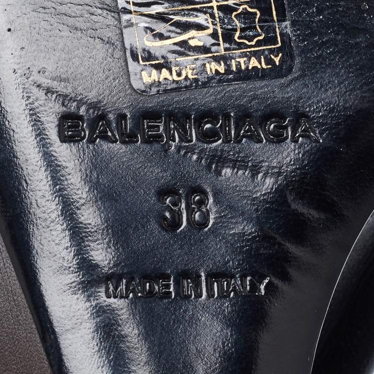 Pre Owned Balenciaga Black/White Leather Glove Sandals Size 38