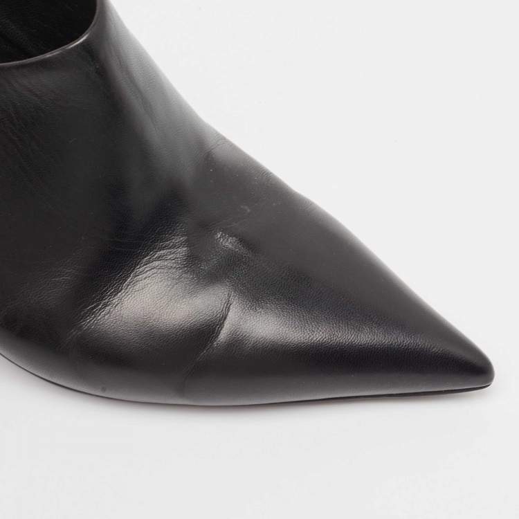 Pre Owned Balenciaga Black Leather Mule  Sandals Size 40