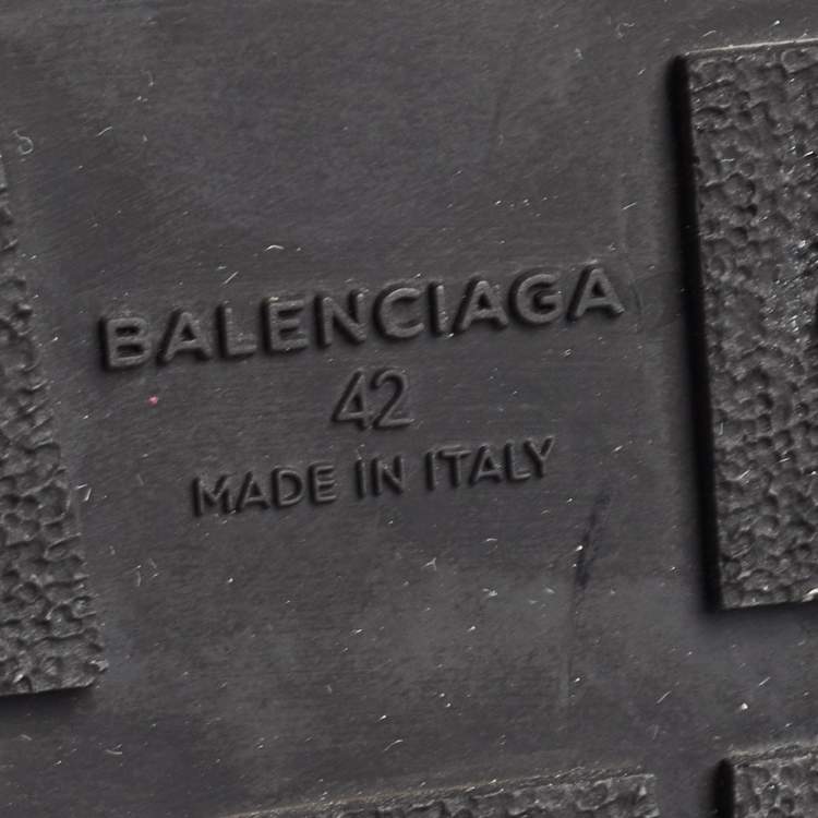 Pre Owned Balenciaga Black Leather and Mesh Race Runner Sneakers Size 42