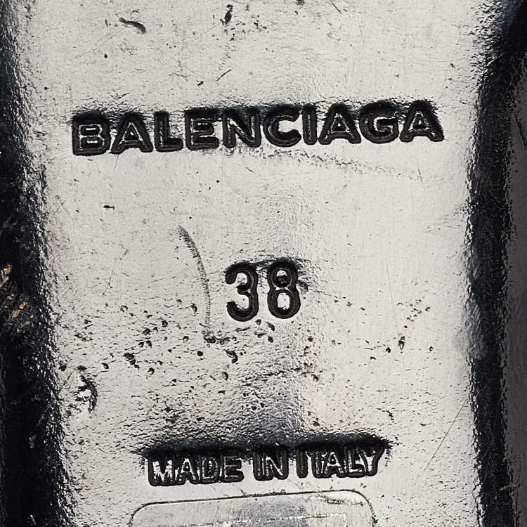 Pre Owned Balenciaga Black Leather Arena Flat Sandals Size 38