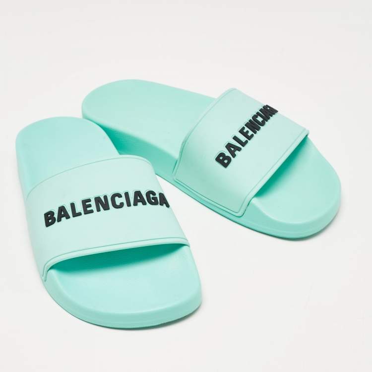 Pre Owned Balenciaga Blue Rubber Pool Slides Size 35 