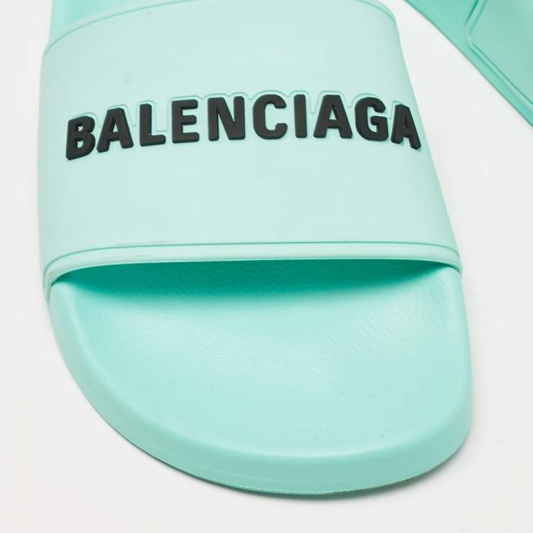 Pre Owned Balenciaga Blue Rubber Pool Slides Size 35 