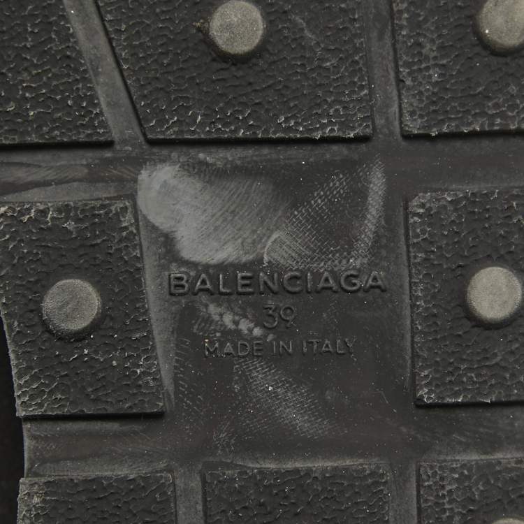 Pre Owned Balenciaga Black Leather and Mesh Race Runner Lace Up Sneakers Size 39